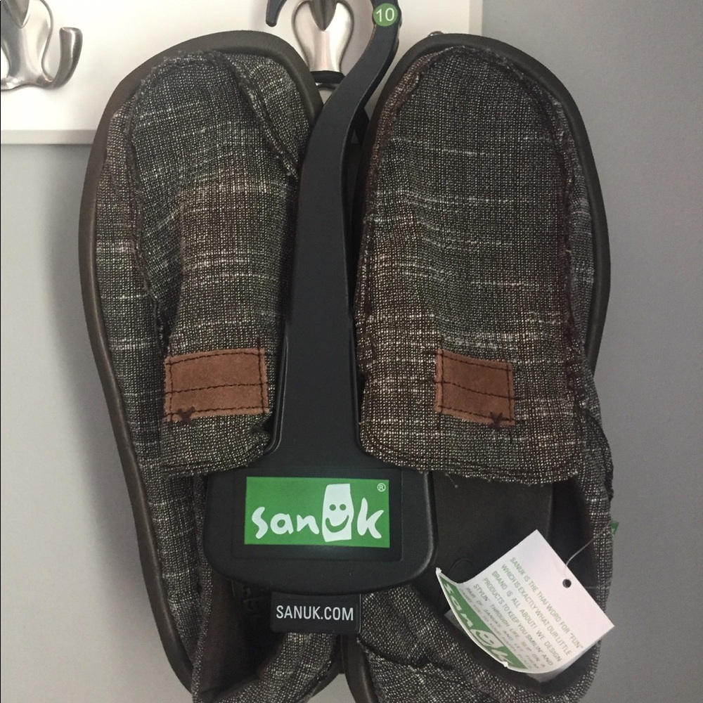 Sanuk Slip-on Mens size 10